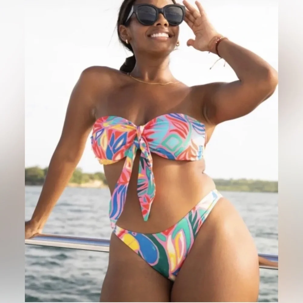 NEW! Kenny Flowers THE COLOMBIA Underwire Bikini Top and Bikini Bottom Set M